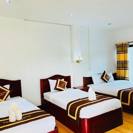 Alisona Hostel Ванг-Виенг Экстерьер фото