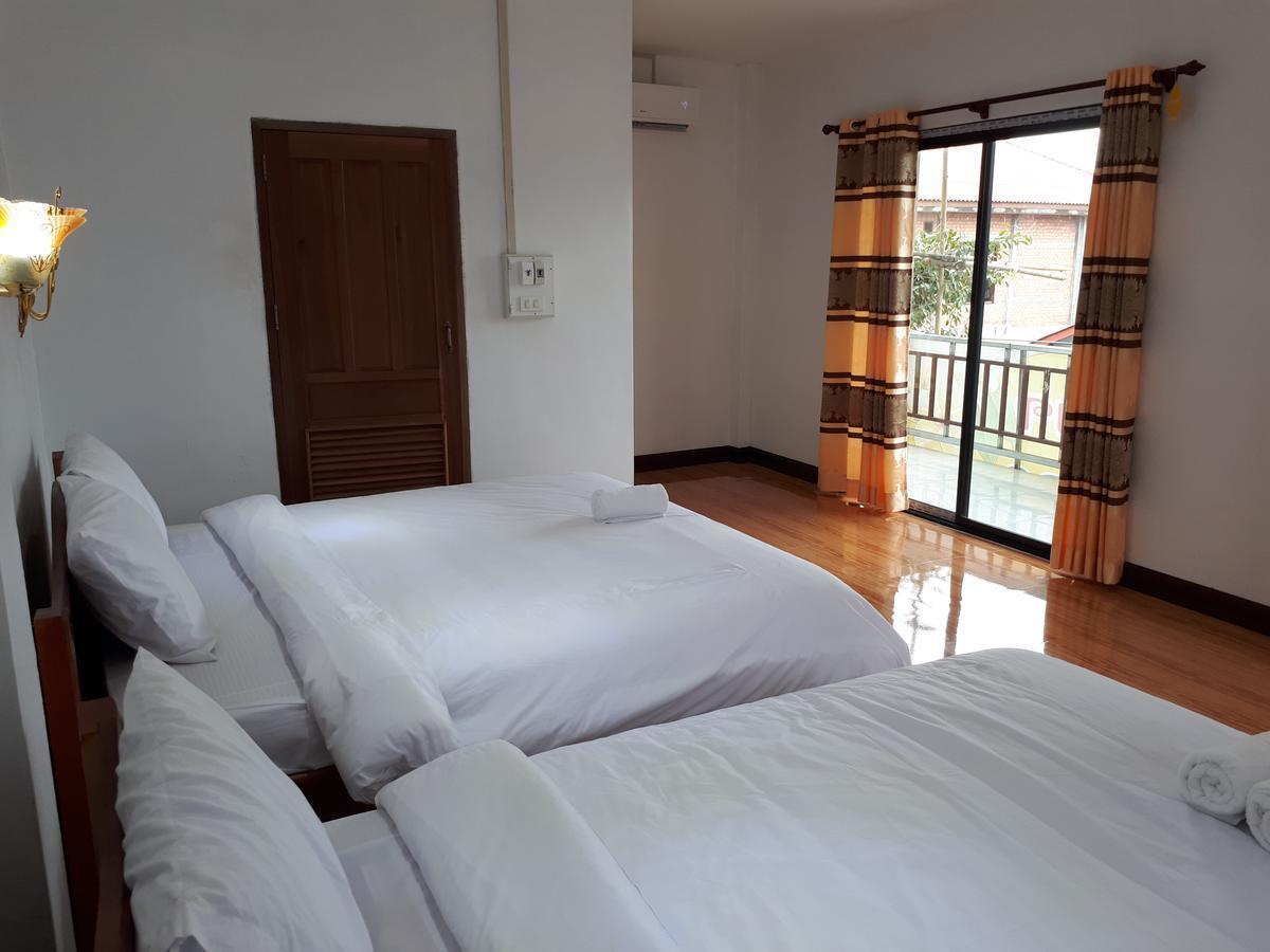 Alisona Hostel Ванг-Виенг Экстерьер фото